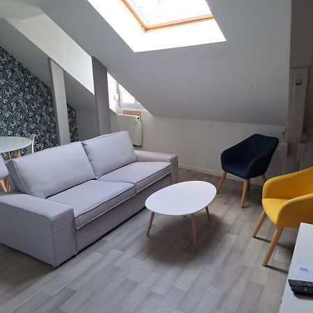 Suite Du Crypto - Vue Imprenable Sur La Place Du Forum Reims Exterior foto