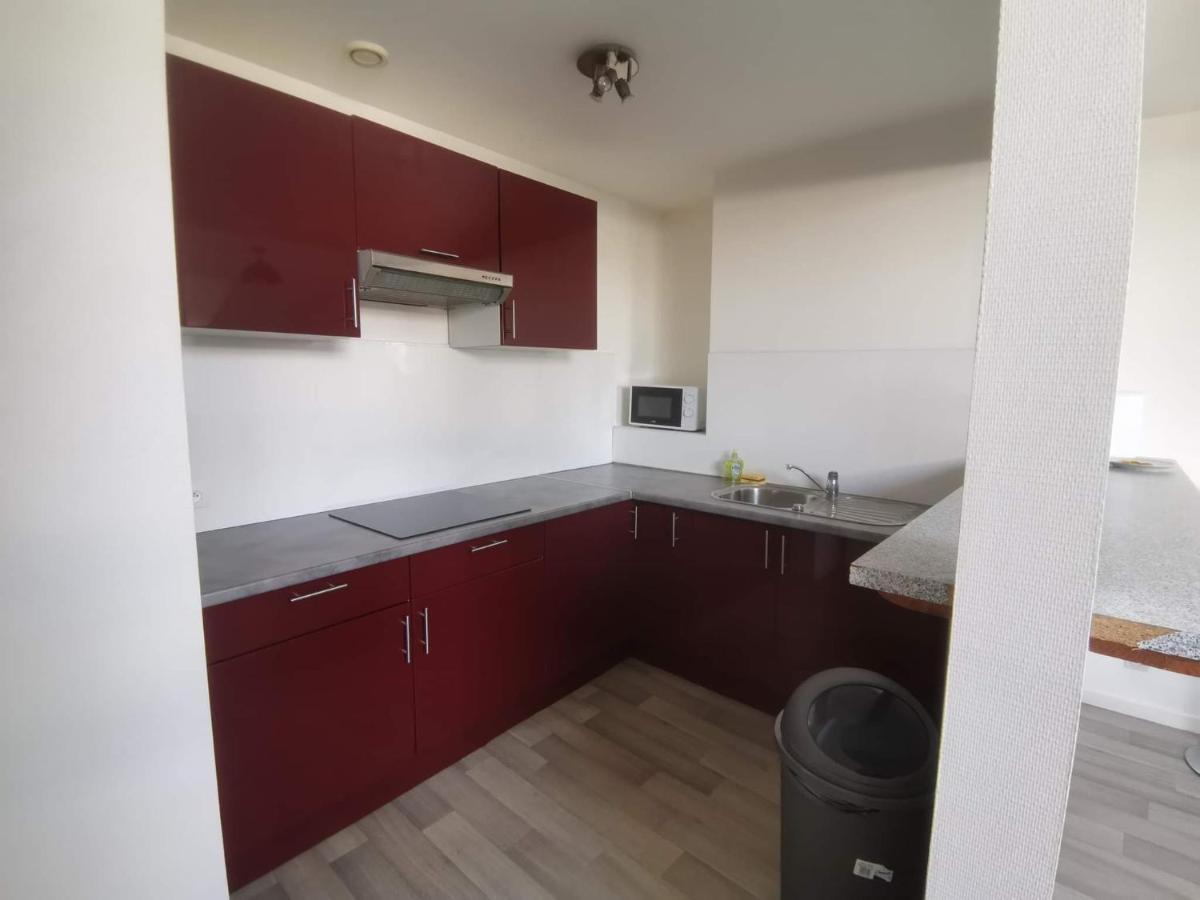 Suite Du Crypto - Vue Imprenable Sur La Place Du Forum Reims Exterior foto